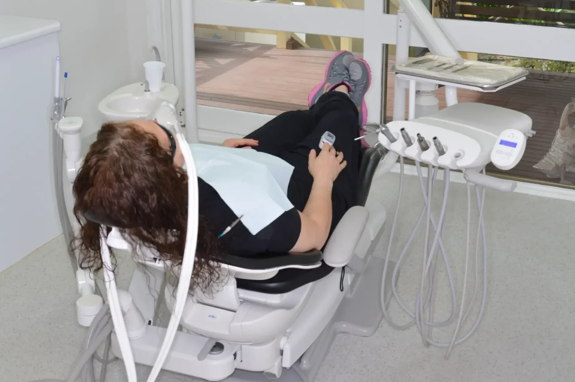 Sedation Dentistry, Park St Dental Practice, Gentle Dentist, Anxious Patients at Dentist, Mona Vale Best Dentist, Dr Neda Gorji and Associates, Dental Implant Centre, Happy Gas, Nitrous Oxide